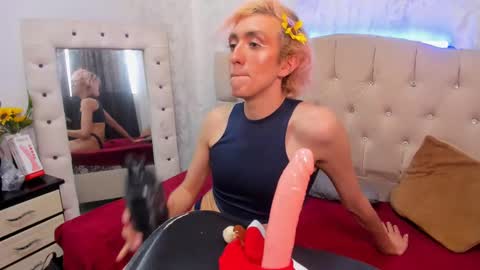 Snapshot of axel_ramos chatting on 12.24.24 exel online show from 12.24.24