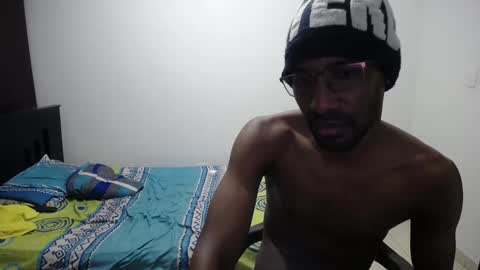 Snapshot of axel_rios_207467 chatting on 10.23.25 axel rios online show from 10.23.25