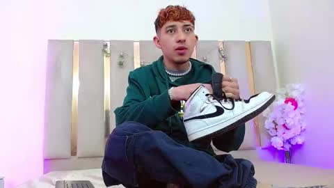 AXEL  online show from 10.23.25