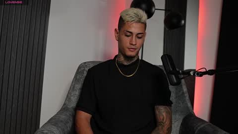 Agustin online show from 12.10.24