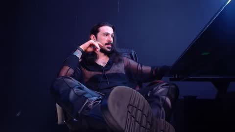 AxelColton online show from 10.16.25