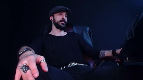 AxelColton online show from 11.30.25