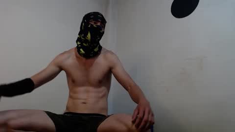 Snapshot of axelknight666 chatting on 10.31.25 Axelknight666 online show from 10.31.25