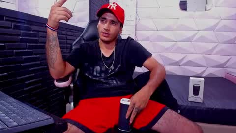 Axell Cross2 online show from 01.30.25