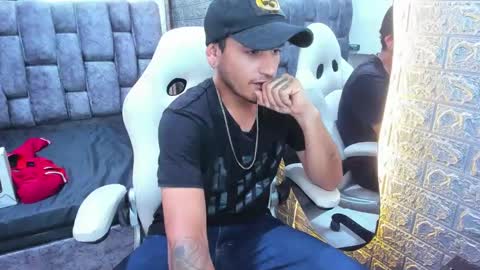 Axell Cross2 online show from 02.05.25