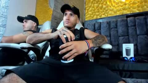 Axell Cross2 online show from 03.06.25