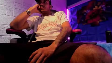 Axell Cross2 online show from 10.09.25