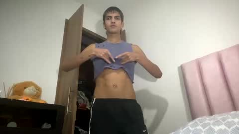 Axel  online show from 01.03.25