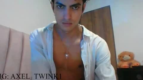 Axel  online show from 11.09.25