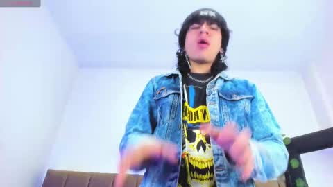 Snapshot of axellkush chatting on 02.13.25 AxellKush online show from 02.13.25