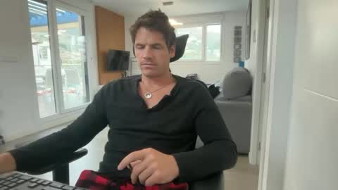 Axel Shore online show from 04.24.26