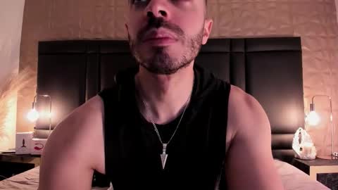 Axel Thompsom online show from 11.21.25