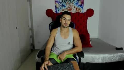 Axel online show from 05.13.26