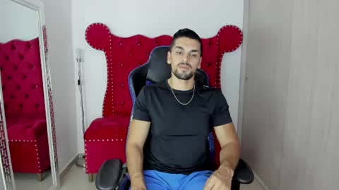 Axel online show from 06.24.26