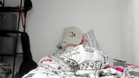 Snapshot of axl_kush_ chatting on 06.17.26 Axel Kush online show from 06.17.26