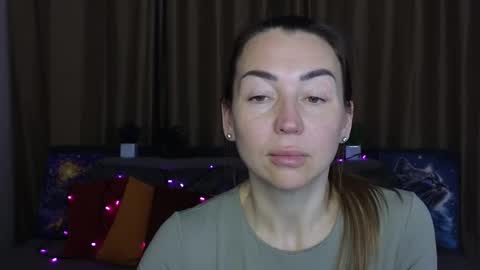 Jully online show from 02.25.25