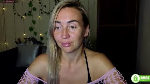 Jully online show from 09.08.25