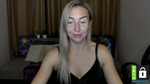 Jully online show from 09.24.25