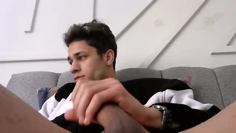 Snapshot of ayazdemir chatting on 12.18.24 Ayaz online show from 12.18.24