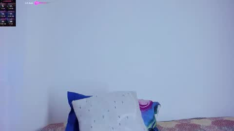 Snapshot of ayheleen_sexygirl3 chatting on 10.27.25 Mariana online show from 10.27.25