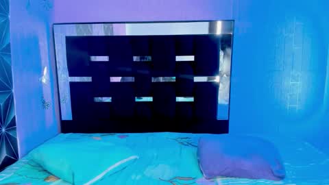 Snapshot of ayheleen_sexygirl3 chatting on 10.31.25 Mariana online show from 10.31.25