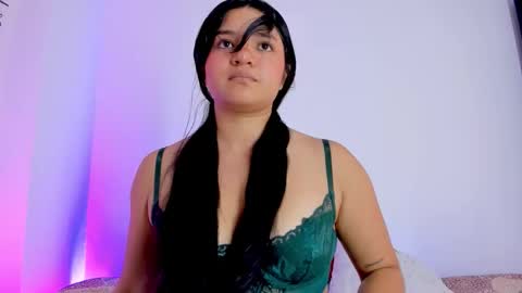 Snapshot of ayheleen_sexygirl3 chatting on 11.11.25 Mariana online show from 11.11.25