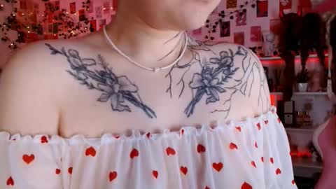 Snapshot of ayla_hill chatting on 12.01.25 Ayla hill online show from 12.01.25