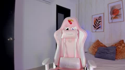 Ayleen online show from 11.30.25