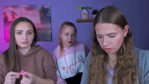 Snapshot of aylin_mirage chatting on 12.15.25 aylin_mirage online show from 12.15.25