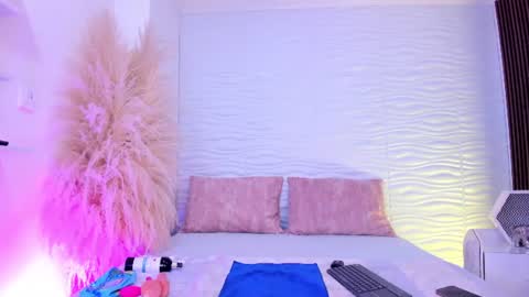 aylinlove_ online show from 06.17.26