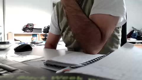 Snapshot of aylinniyerim chatting on 11.04.25 aylinniyerim online show from 11.04.25