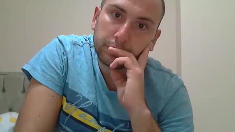 Snapshot of aymax95 chatting on 11.27.25 AYBOY online show from 11.27.25