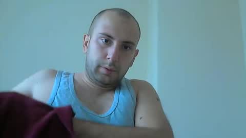 Snapshot of aymax95 chatting on 12.01.25 AYBOY online show from 12.01.25