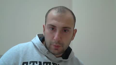 Snapshot of aymax95 chatting on 12.15.25 AYBOY online show from 12.15.25