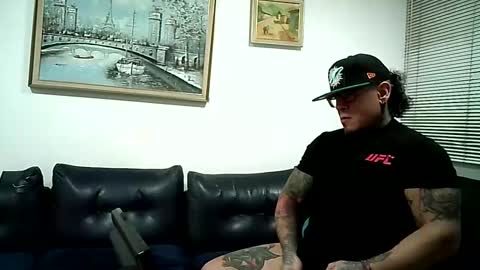 Snapshot of ayrton_naffah2 chatting on 09.22.25 Ayrton naffah2 online show from 09.22.25