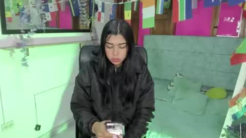 Snapshot of aysha_winxs chatting on 06.26.26 Aysha online show from 06.26.26