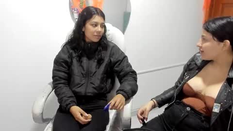 Snapshot of aysha_winxx chatting on 10.09.25 aysha_winxx online show from 10.09.25