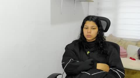 Snapshot of aysha_winxx chatting on 10.25.25 aysha_winxx online show from 10.25.25