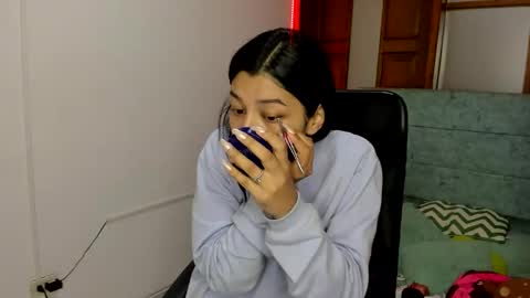 Snapshot of aysha_winxx chatting on 12.04.25 aysha_winxx online show from 12.04.25