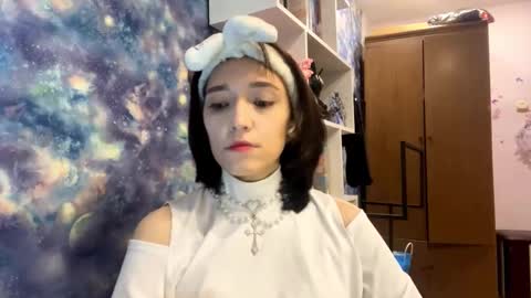 Snapshot of azaleegansen chatting on 11.02.25 Minro online show from 11.02.25