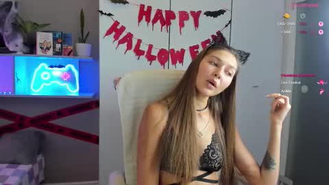 Sofia online show from 10.23.25