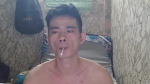 Snapshot of azn_philip chatting on 12.30.24 Philip online show from 12.30.24