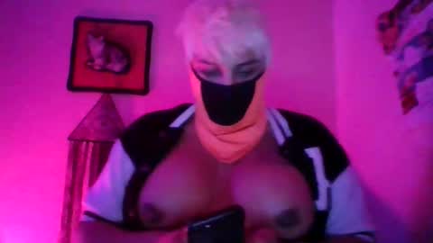 Snapshot of azrielgrey chatting on 05.24.26 Nasty Girl online show from 05.24.26