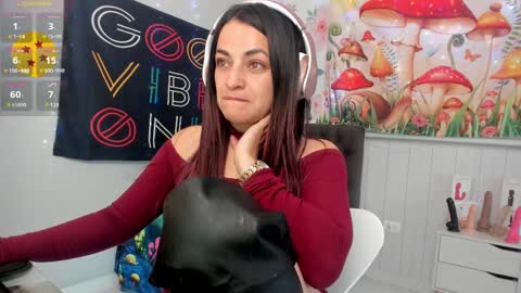 Azucena R online show from 03.11.25