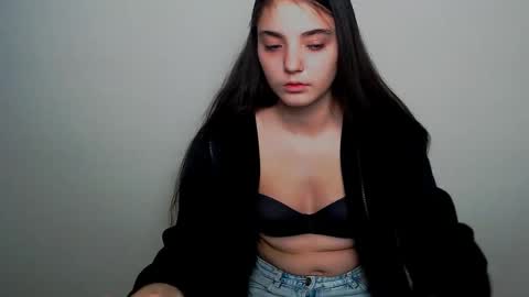 azumi_chan_ online show from 10.23.25