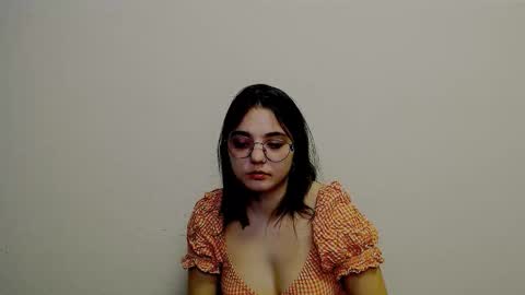 azumi_chan_ online show from 01.08.26