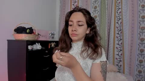 Snapshot of azumi_saan chatting on 05.19.26 azumi saan online show from 05.19.26