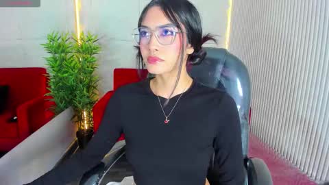 Azura online show from 11.11.25