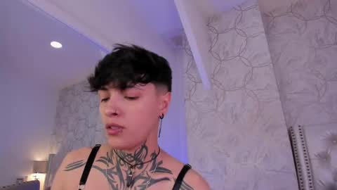 Snapshot of b3k_afrodict chatting on 04.19.26 Anny online show from 04.19.26