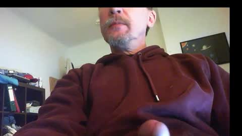 Snapshot of b3nice chatting on 12.16.25 b3nice online show from 12.16.25